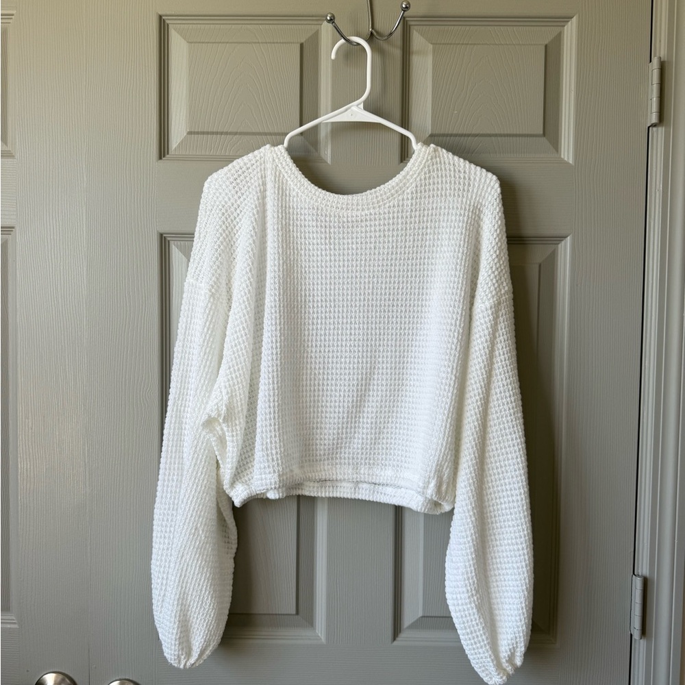 Altar'd State Cropped Sweater // Size Medium // Lightly used